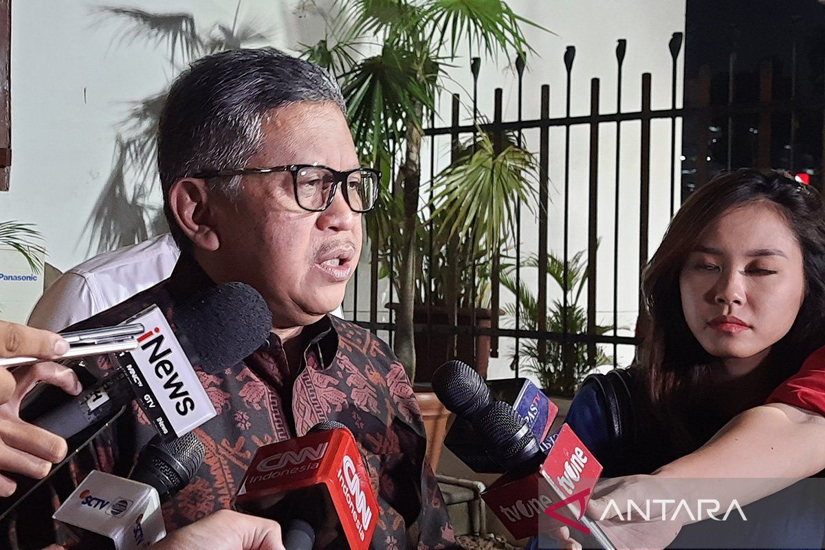 Hasto: Menafsir Kondisi Politik Melalui Pertunjukan Wahyu Cakraningrat