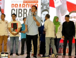 Gibran mengatakan bahwa ia menghadapi serangan hebat di media sosial, dan relawan diminta untuk tidak terprovokasi