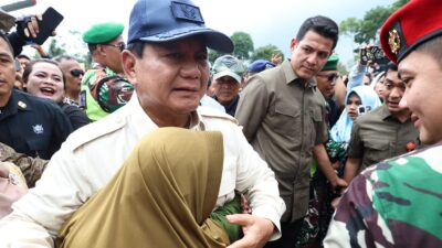 Prabowo Meminta Unhan RI untuk Meninjau Solusi Rumah Warga yang Terkena Dampak Kenaikan Air Laut