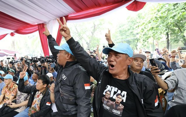 Nelayan di Belawan Sumut Merasa Bahagia Bertemu dengan Prabowo, Sampaikan Aspirasi untuk Kesejahteraan