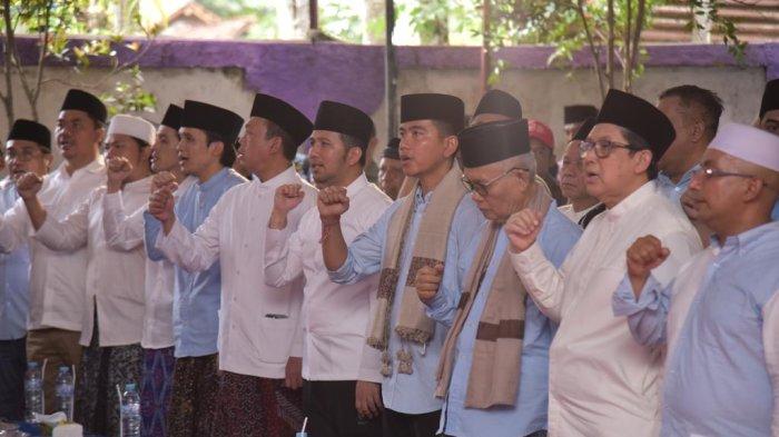 Ribuan Kiai Kampung Banyuwangi Berikan Dukungan untuk Kemenangan Prabowo-Gibran di Pilpres 2024