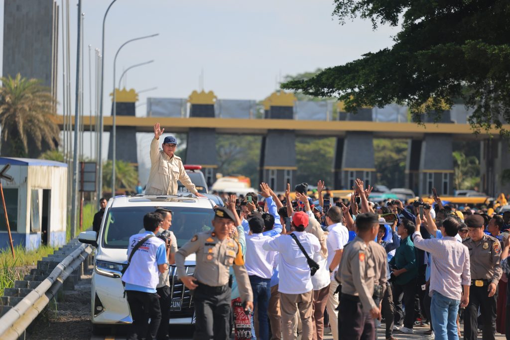 Pilih Calon Presiden yang Berpihak pada Rakyat dan Berada di Posisi Tengah – Prabowo