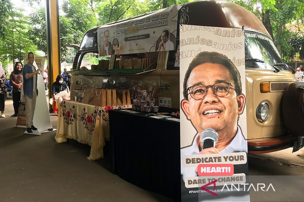 Penggemar Korean Wave Mengirim “Coffee Truck” untuk Anies Agar Senang-Senang