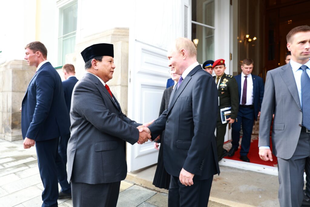 From France to Russia, Prabowo Subianto’s Travel Notes to Meet World Leaders