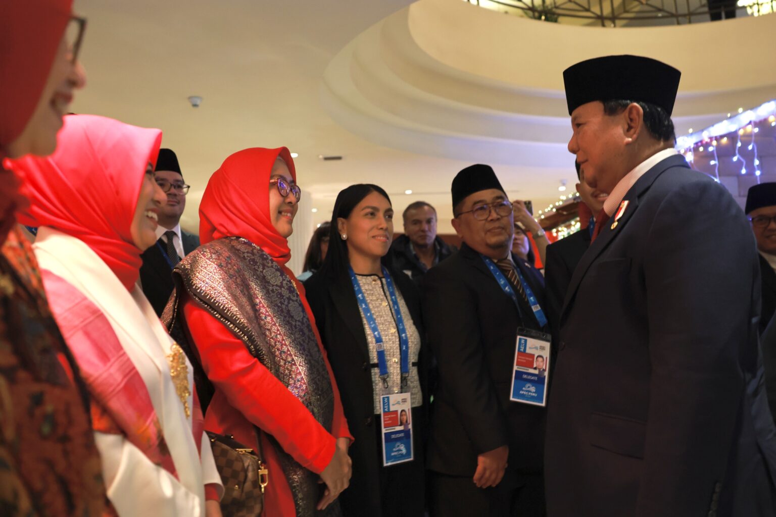 Antusias Sambut Prabowo Subianto, Ibu-ibu KBRI Peru: Kami Sangat Bangga